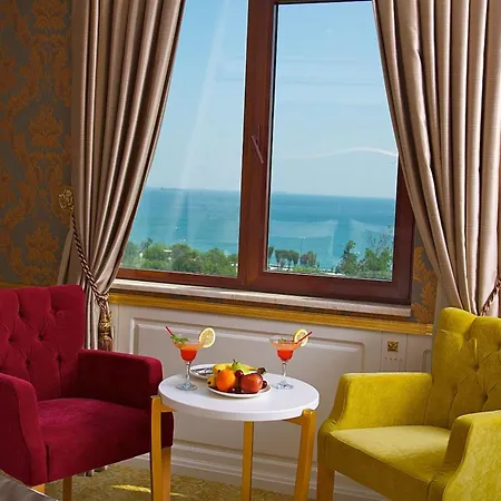 Отель Emirhan Palace