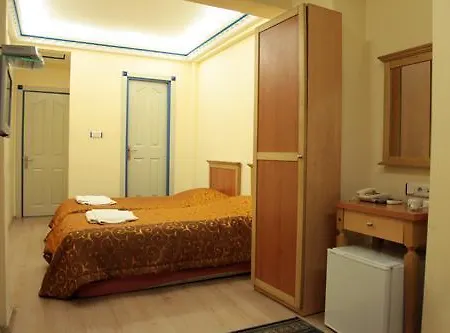 Maral Hotel 3*