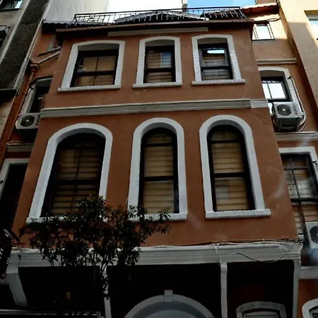 W Kurtulus Istanbul