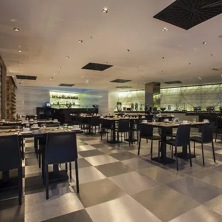 Hotel Lasagrada