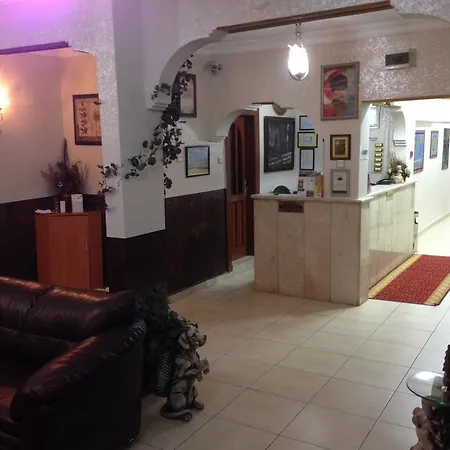 Hotel Ekol 2*