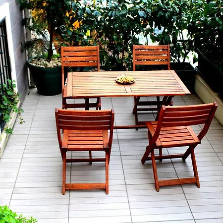 Almond Hill Aparthotel 2*