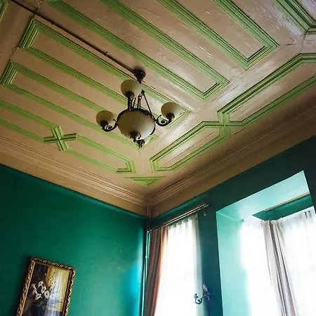 Akin House Apartment