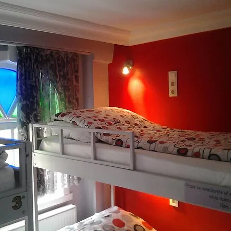 Hostal Old City