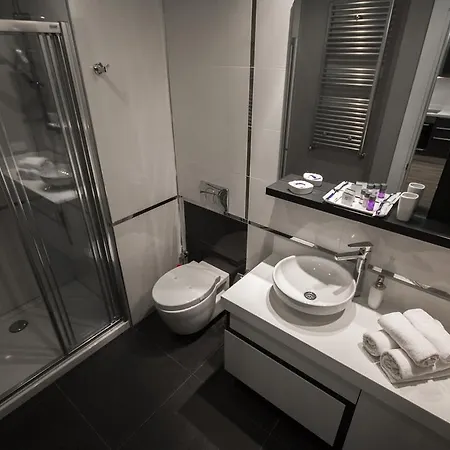 Koza Suites Apartment