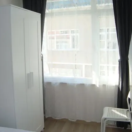 Deniz Apartment *