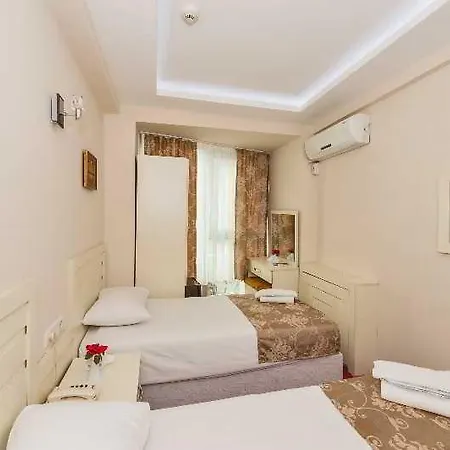 Maral Hotel