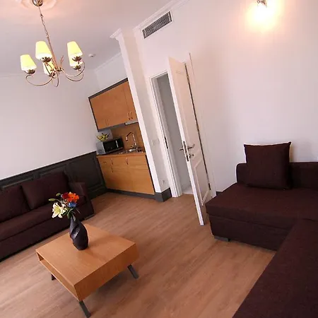Mayer Cihangir Suites *