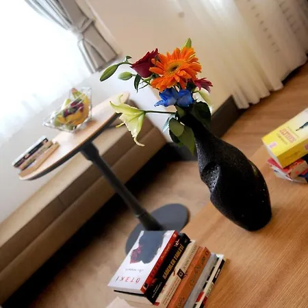 Mayer Cihangir Suites Lägenhet