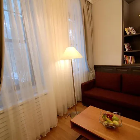 Mayer Cihangir Suites Lägenhet