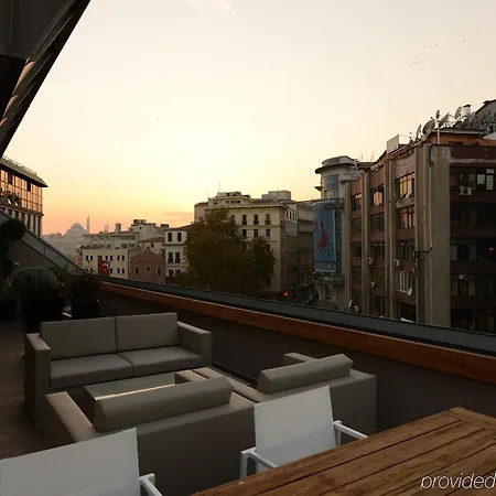 10 Karakoy 5*