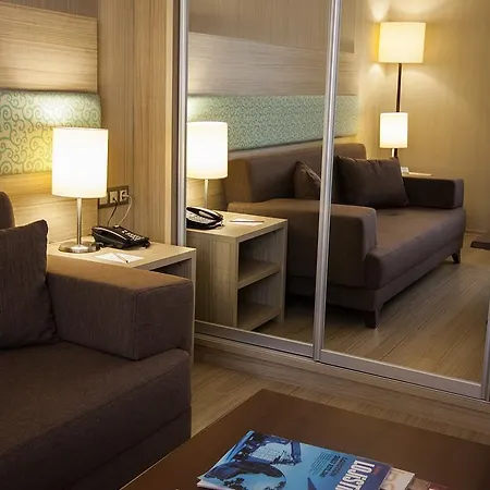Hotel Golden Way Giyimkent Istanboel