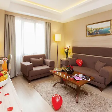 Hotel Golden Way Giyimkent