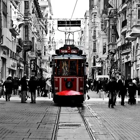 Апарт-отель Taksim Mood Стамбул