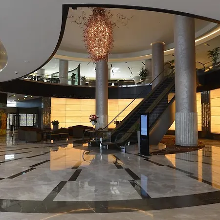 Wyndham Grand Europe Hotel
