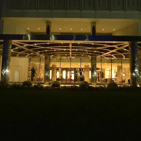 Hotel Wyndham Grand Europe 5*