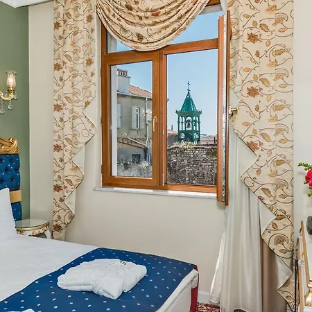 Hotel Galatower 3*