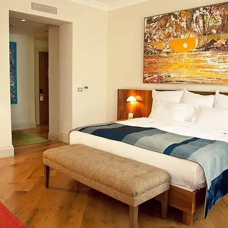 Hotel Tomtom 5*