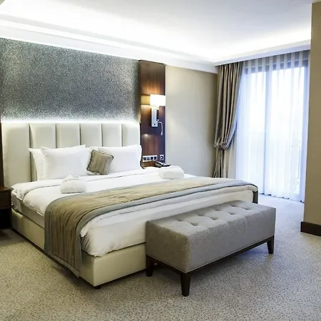 Grand Aras & Istanbul