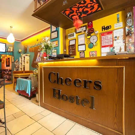 Hostel Cheers