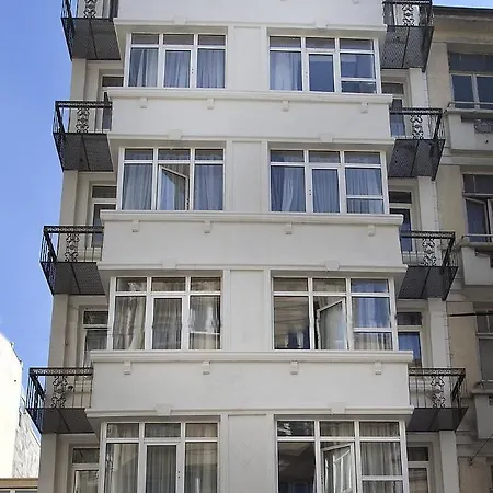 Grand Zentrum & Cafe Restaurant - Taksim Square Hotel 3*