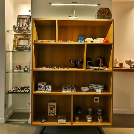 阿丽拉斯酒店 酒店