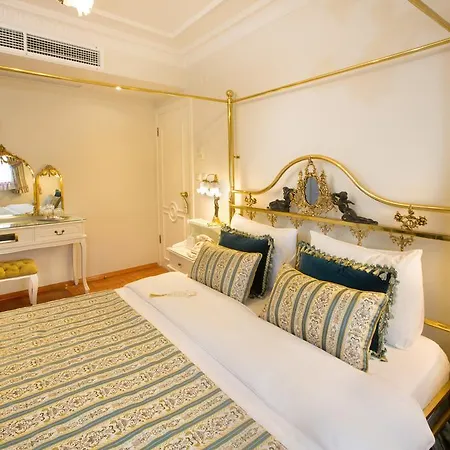 Отель Valide Sultan Konagi 4*