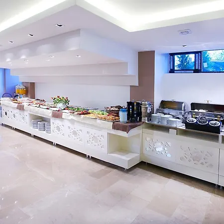 Hotel Grand Sagcanlar 3*