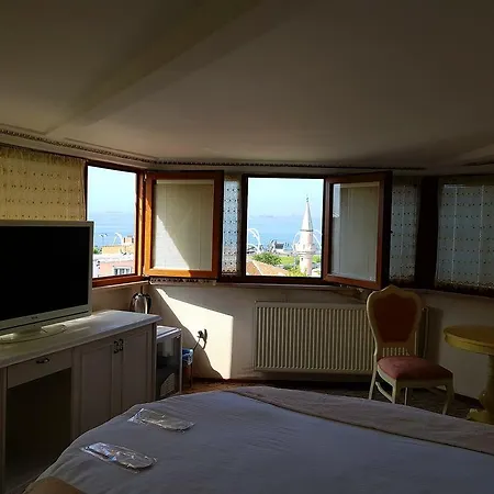 Fuat Bey Palace & Стамбул