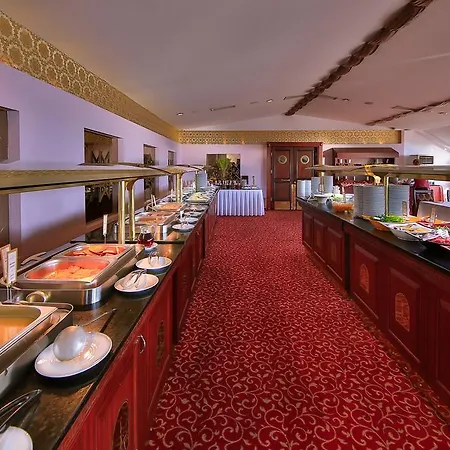 Legacy Ottoman Hotel 5*
