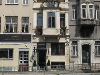 Peradays Hotel