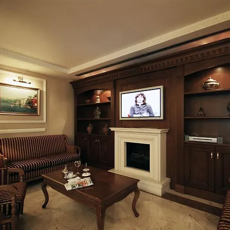 Taksim Metropark 4*