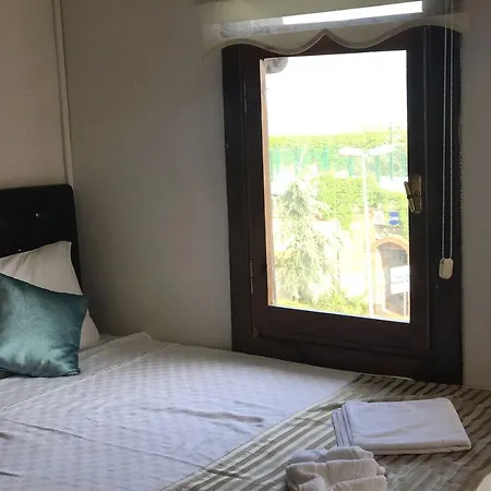 Hotel Qonaq Istanbul