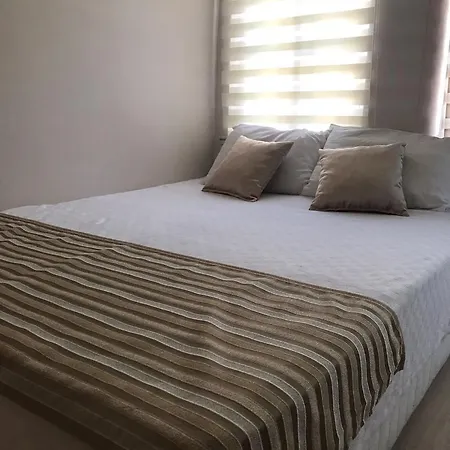 Hotel Qonaq 4*
