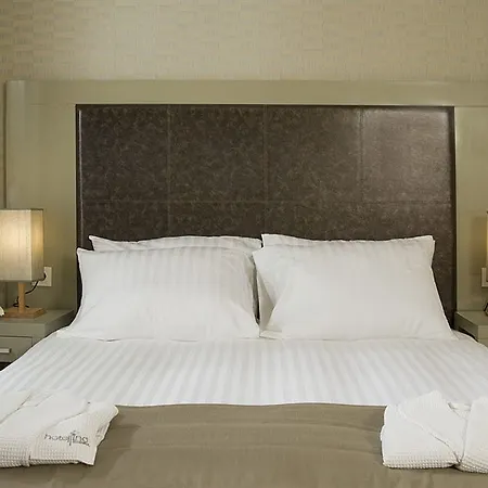 Hotell Hotellino 4*