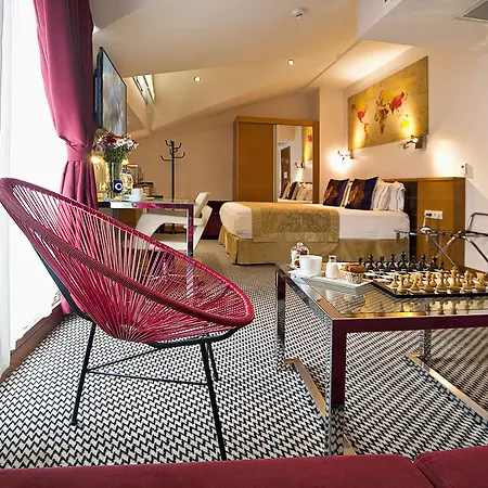 Hotell Parkhouse & 3*