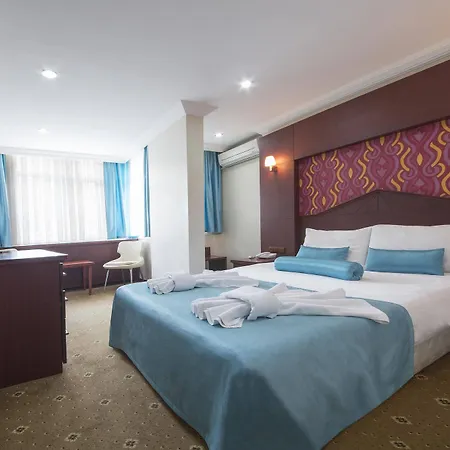 Grand Zentrum & Cafe Restaurant - Taksim Square Istanbul