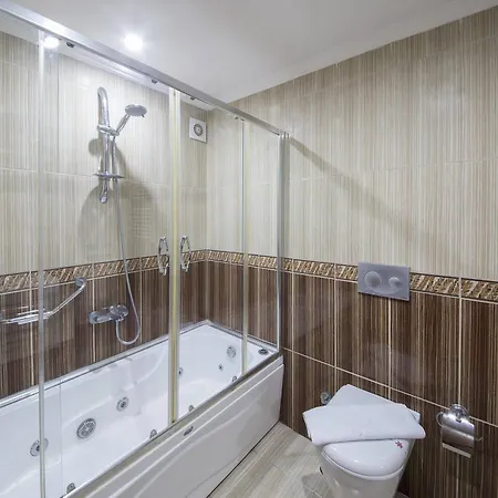 Hotel Grand Zentrum & Cafe Restaurant - Taksim Square 3*