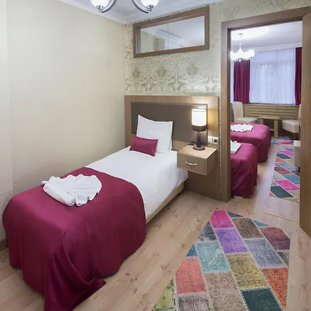 Grand Zentrum & Cafe Restaurant - Taksim Square 3*