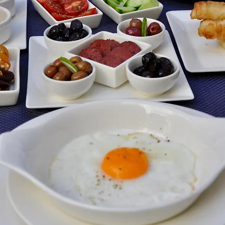 Hotel Ada Nisantasi 3*