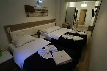 Luce Hotell 3*