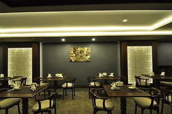 Genova Old Szálloda 3*