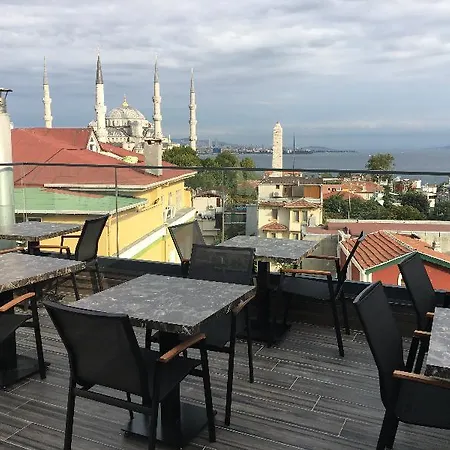 Perula Hotel