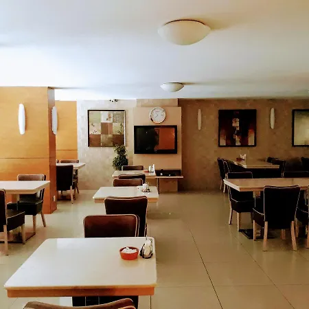 Merdan ホテル