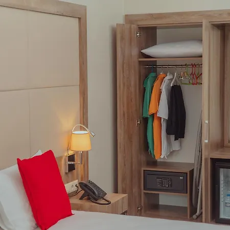 Ibis Styles Bomonti 4*