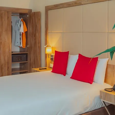 Hotel Ibis Styles Bomonti 4*