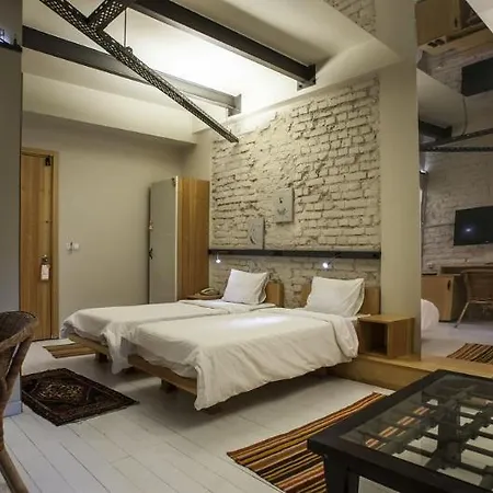 Peradays Hotel