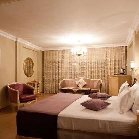 Blue Tuana Hotel 2*