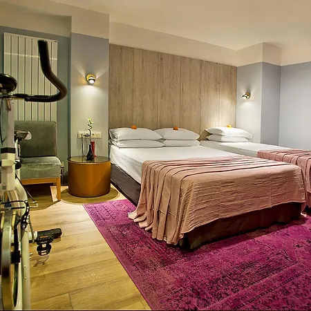 Parkhouse & Hotell 3*