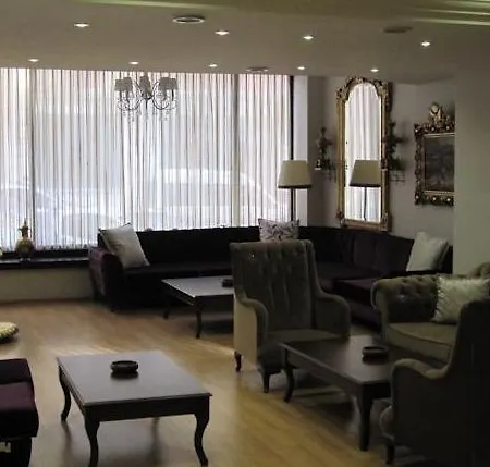 Grand Ant Hotel